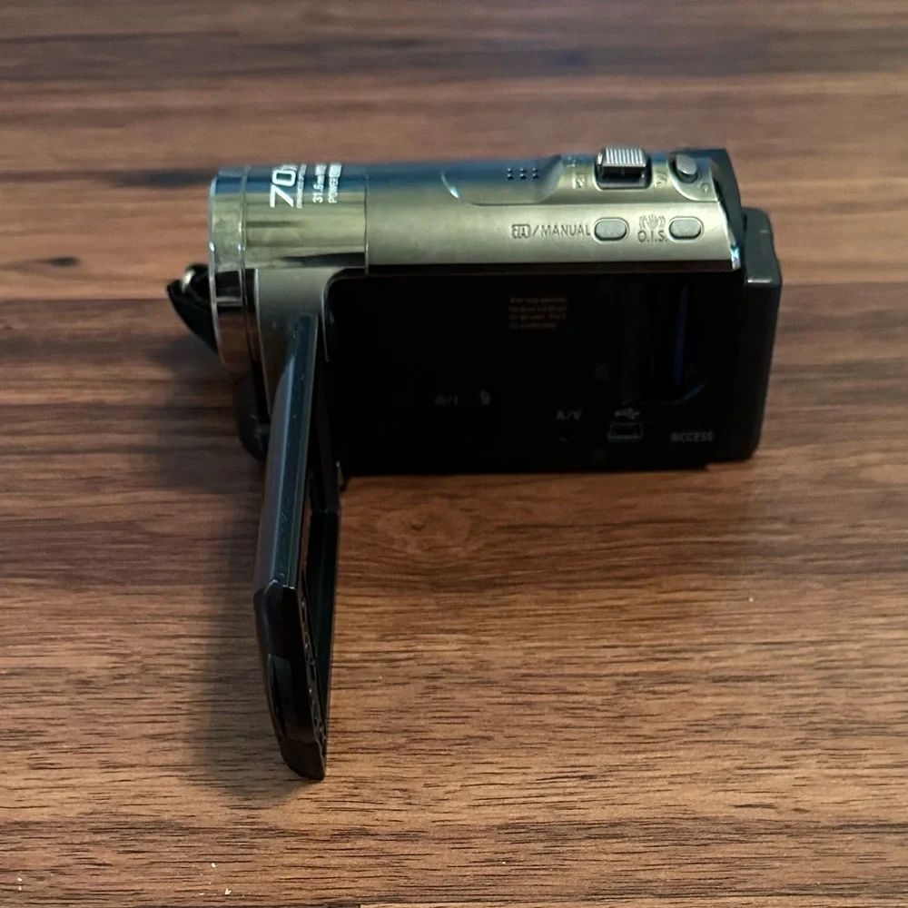VTG Panasonic HC-V10P Digital Video Camera